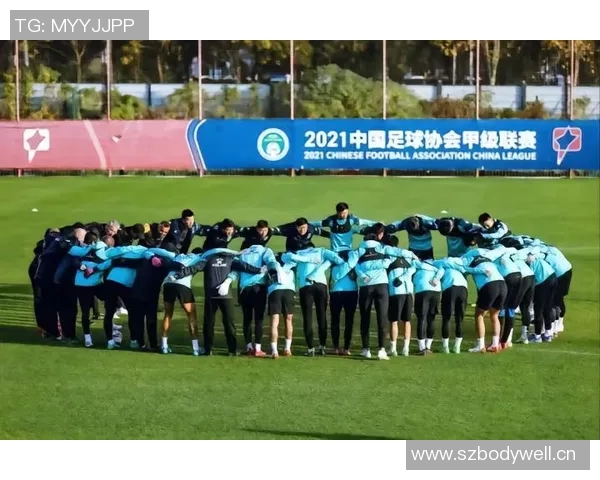 成都羽毛球队在世界锦标赛积分榜上以85分稳居第一名展现强劲实力