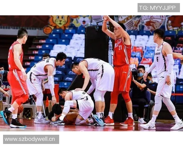 杭州篮球队与北京篮球队赛后复盘分析球员个人能力对比与表现总结 杭州篮球队与北京篮球队赛后复盘分析球员个人能力对比与表现总结