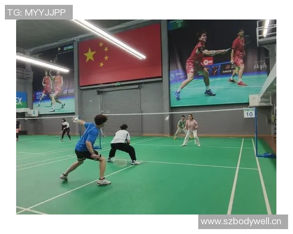 成都羽毛球队在精英赛中以73分稳居积分榜首位 成都羽毛球队在精英赛中以73分稳居积分榜首位