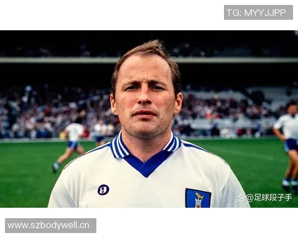 足球明星球员名字背后的故事与传奇成就探秘之旅 足球明星球员名字背后的故事与传奇成就探秘之旅